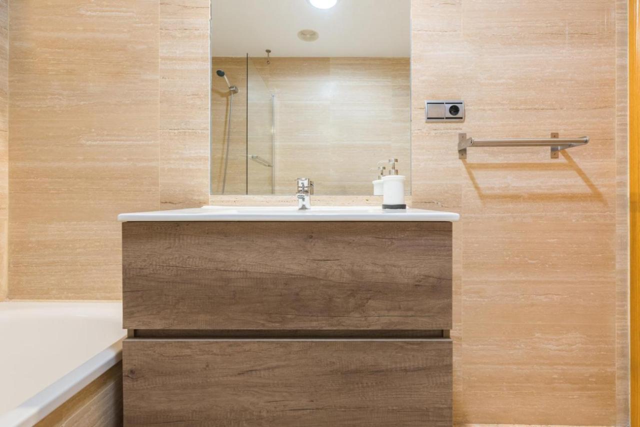 Apartamento Moderno Calle Larios Малага Екстер'єр фото